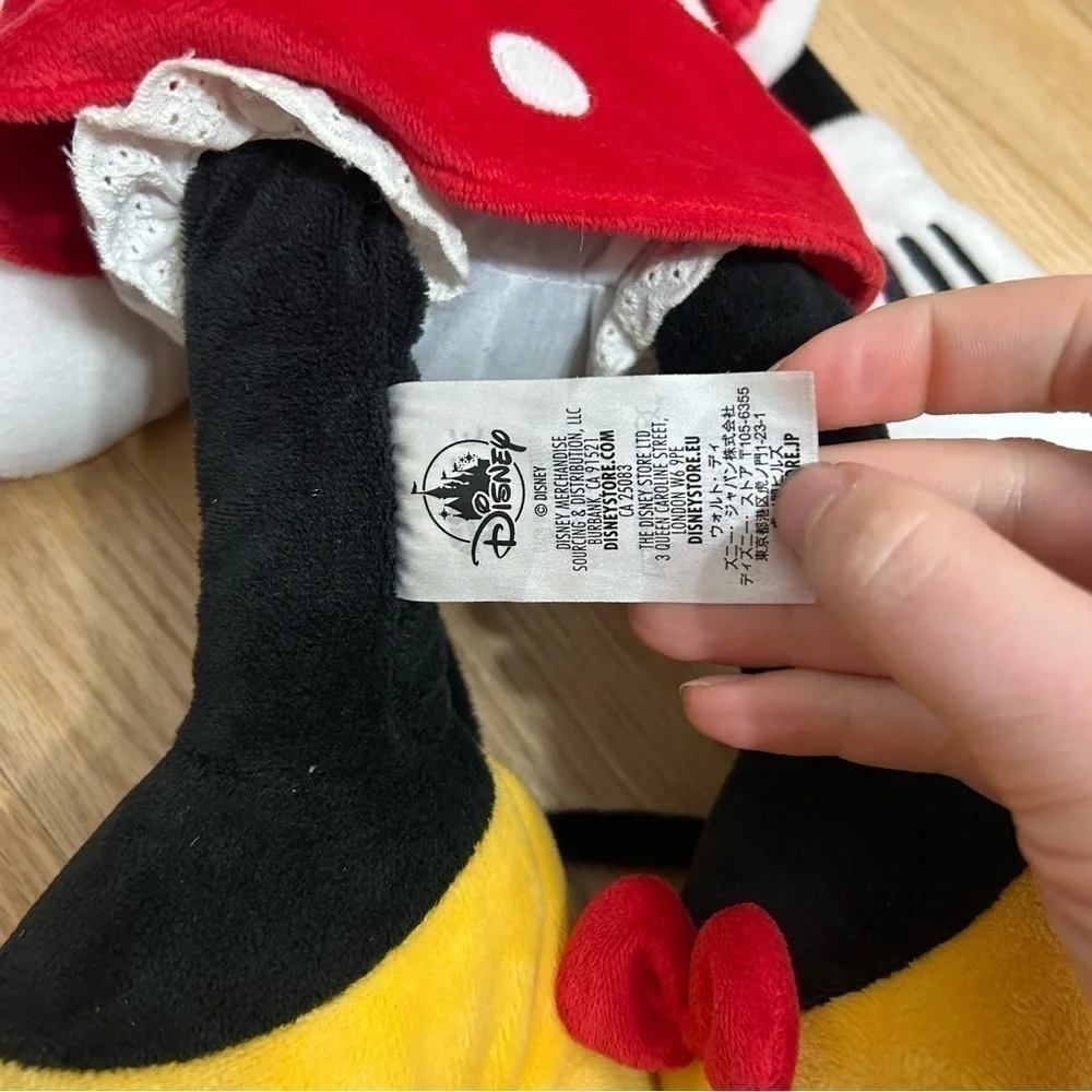Disney Minnie Mouse Plush Red Black Stuffed Animal Large World Land Cruise